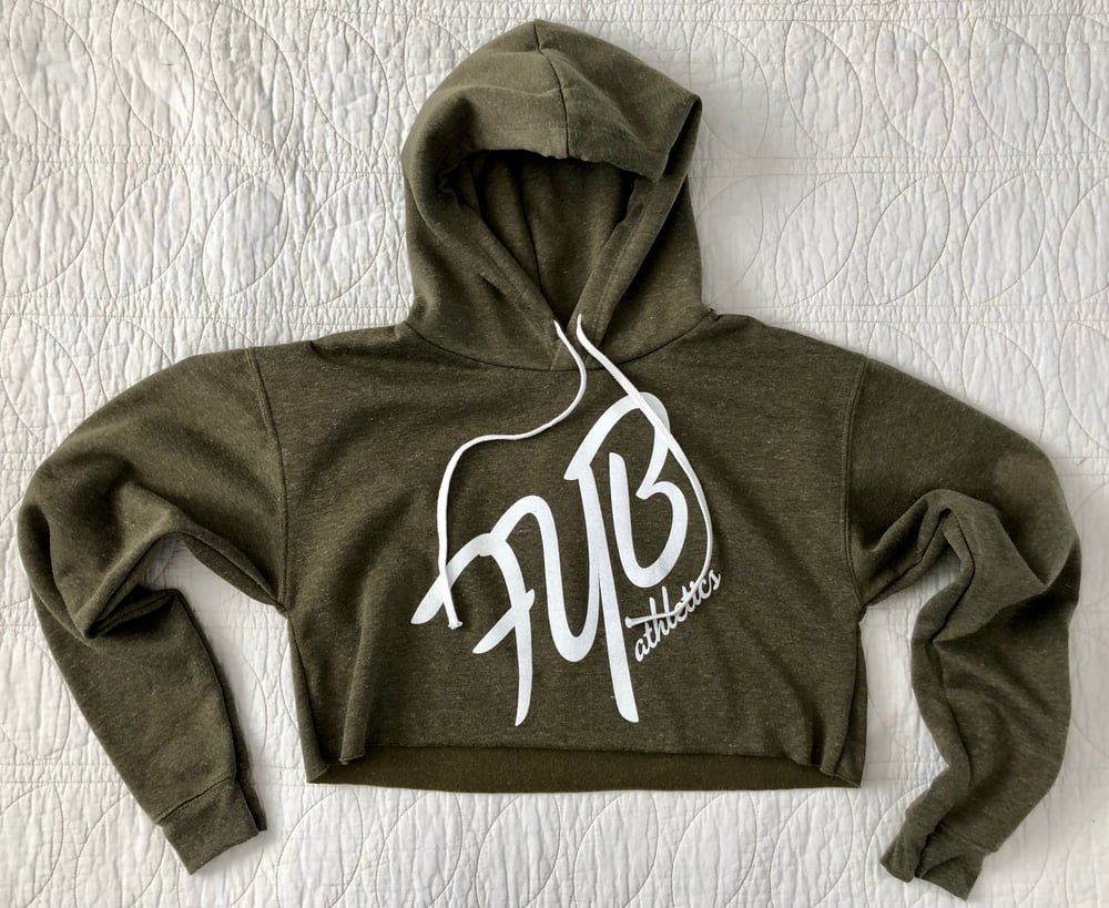 Image of 45° CROP TOP FLEECE HOODIE - MILITARY GREEN