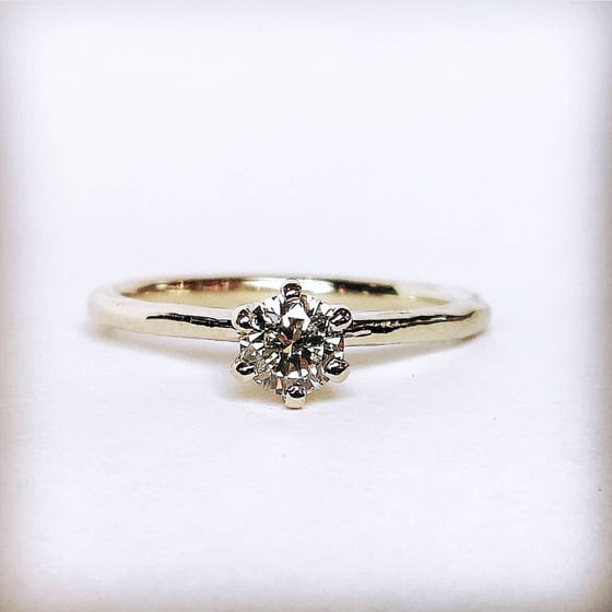 Beeld van 0.38 carat Solitaire