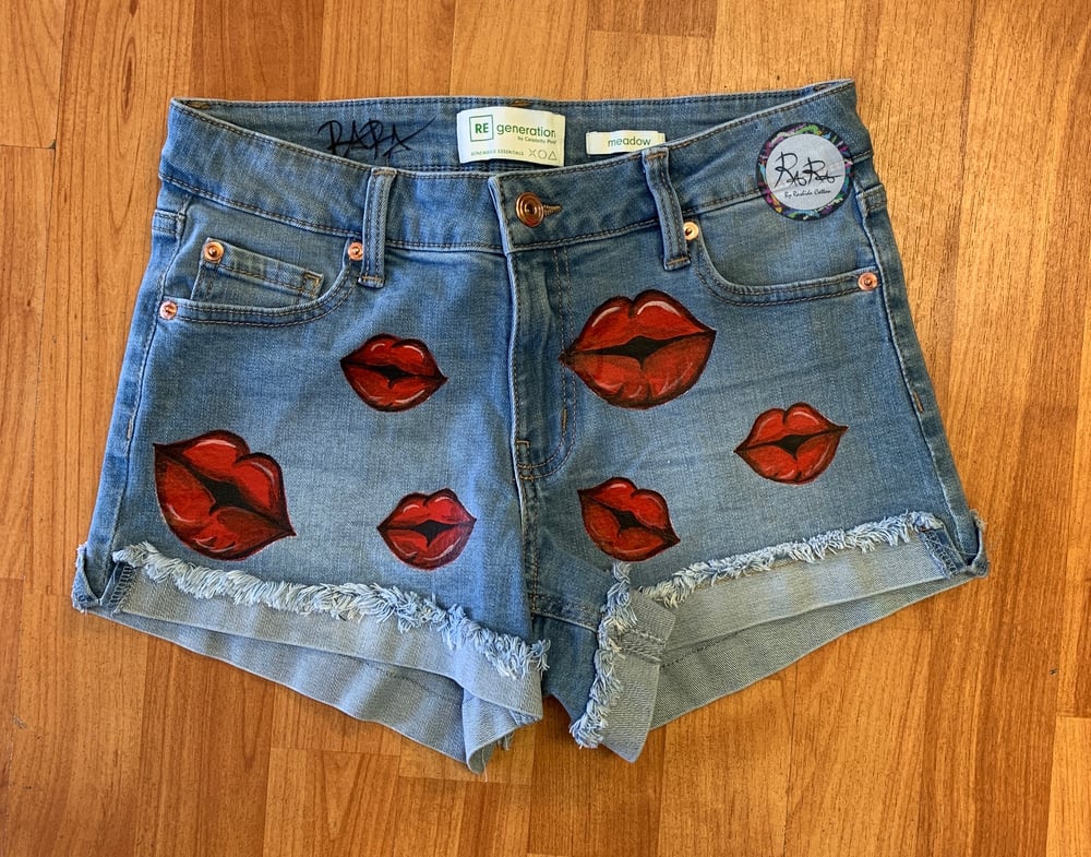 Image of Red Lips Shorts 