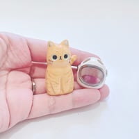 Image 4 of Orange cat with astronaut helmet ceramic figurine (helmet cover and white gold version)