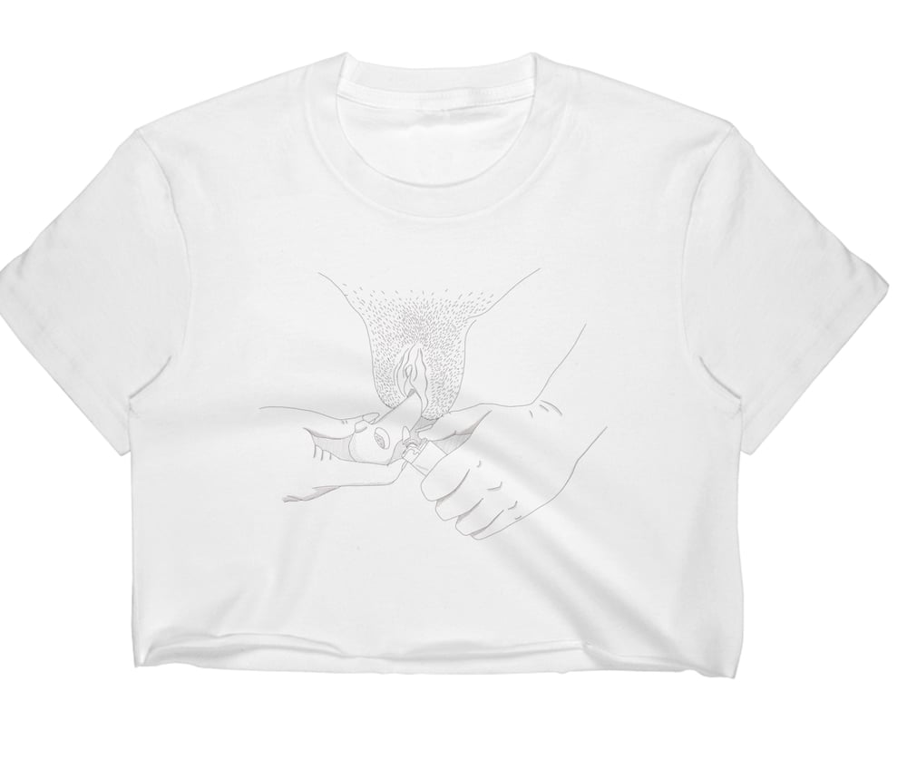 Image of Pussy Puffin crop top b&w