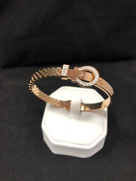 Image of Belt-Design Bangle 