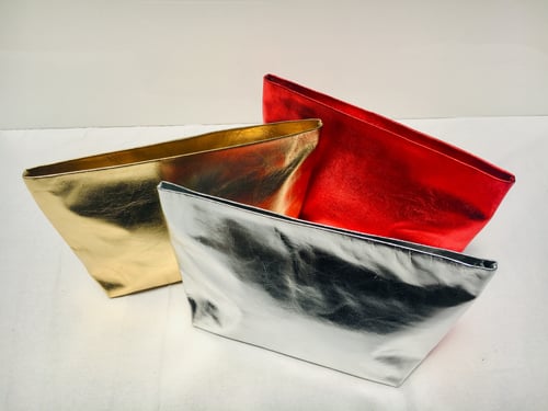 Image of DELUXE CLUTCH - SILVER METALLIC LEATHER - 'HEART OF GLASS'