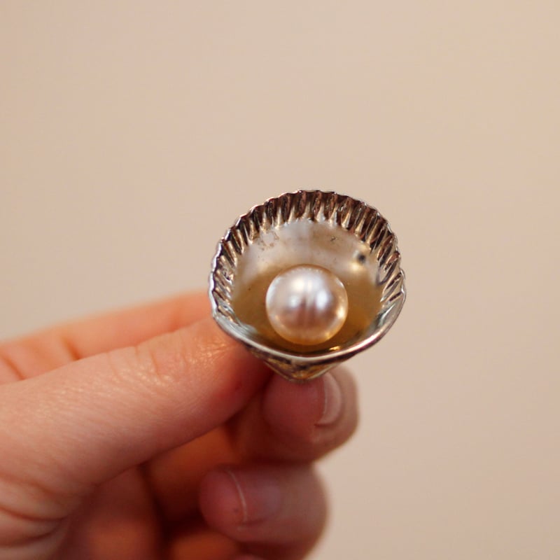 Image of Seashell Pearl Plugs (sizes 1/2-7/8)