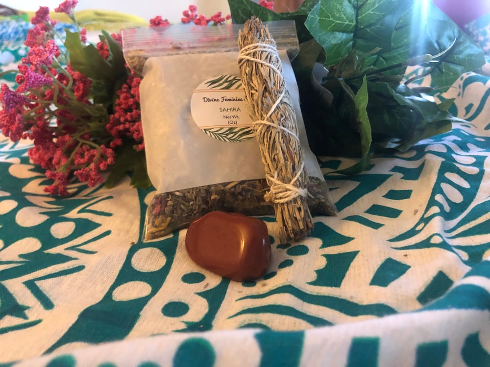 Image of NUBIA Spiritual Wellness Kit 