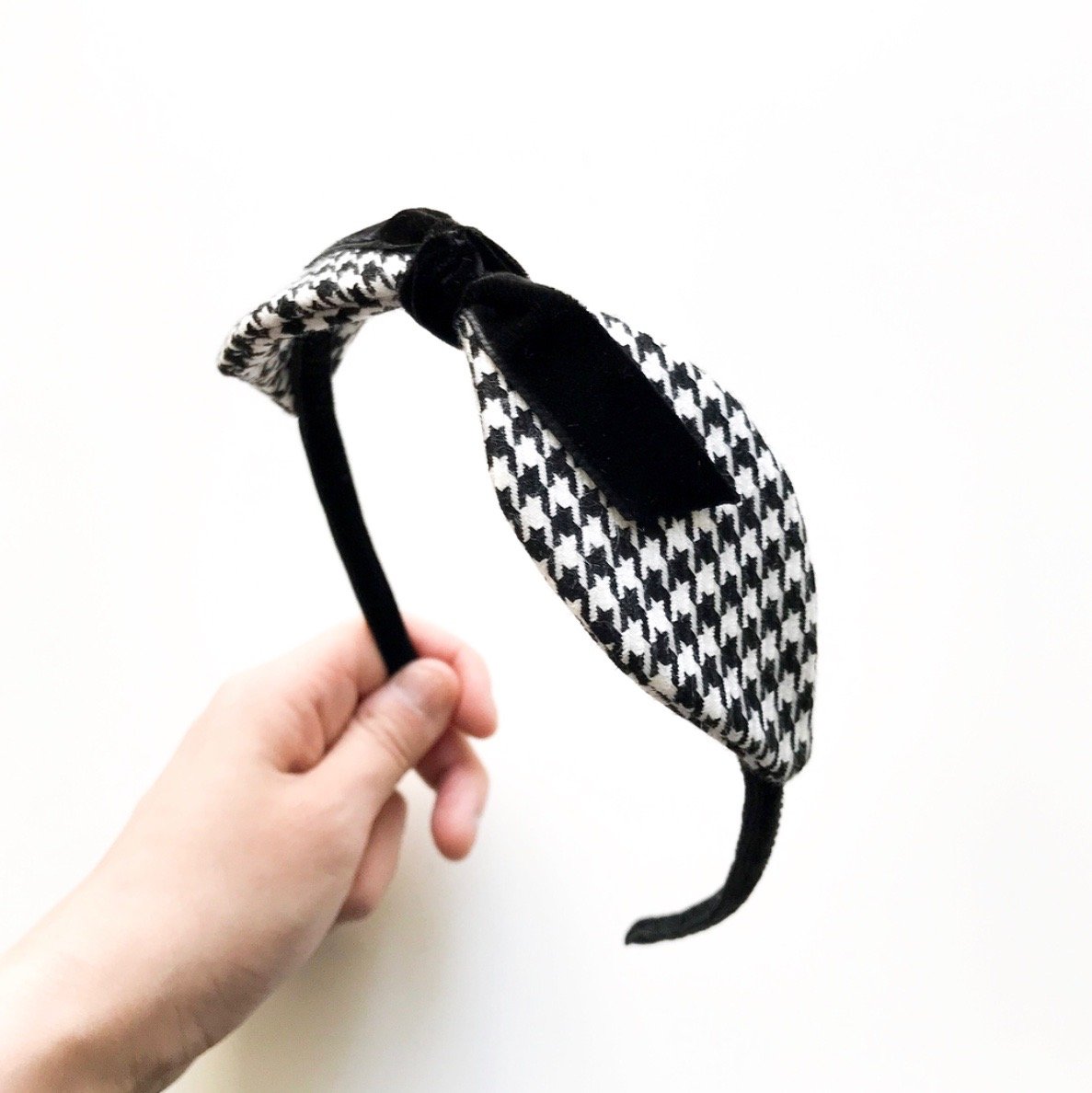 Image of HOUNDTOOTH BUTTERFLY HEADBAND