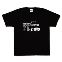 NON-DIGITAL CLUB TEE