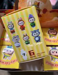 Image 2 of BOX LABUBU MYSTERY BOX-6ct