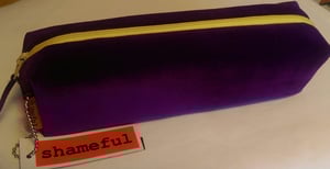 Image of NEW RANGE - Luscious purple purse with primrose zip