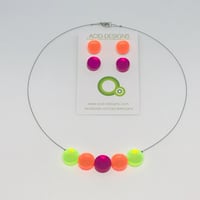 Image 2 of Náhrdelník Circle Fl. Zelená , fl. oranžová, fuksiová