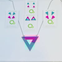 Náhrdelník Acamar fuksiová- tyrkysova