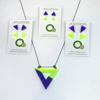 Náhrdelník Acamar fluorescentní zelená - fialová