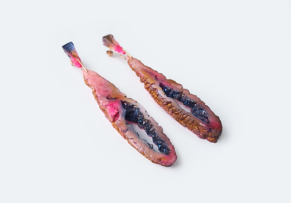 Image of NOCTURNE :: Geode Drop Earrings // Coral Cave