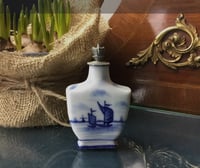 Antique Netherlands Boldoot Scent Bottle
