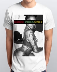 Good vibes only T shirt