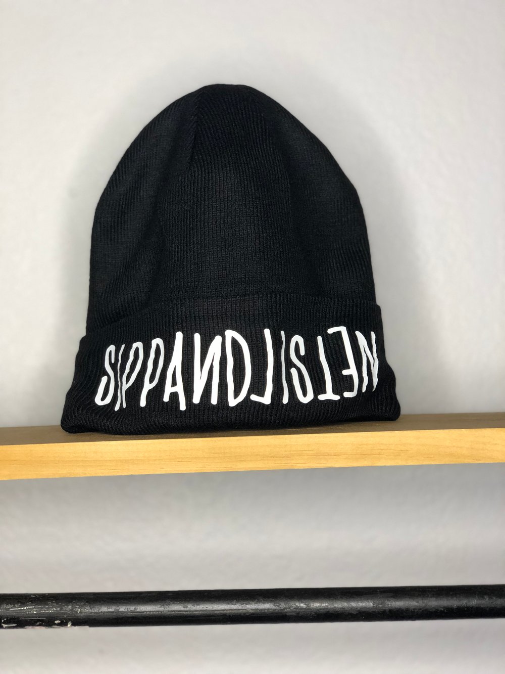 SippAndListen Beanies 18’