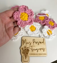 Image 5 of Chunky Flower Garland