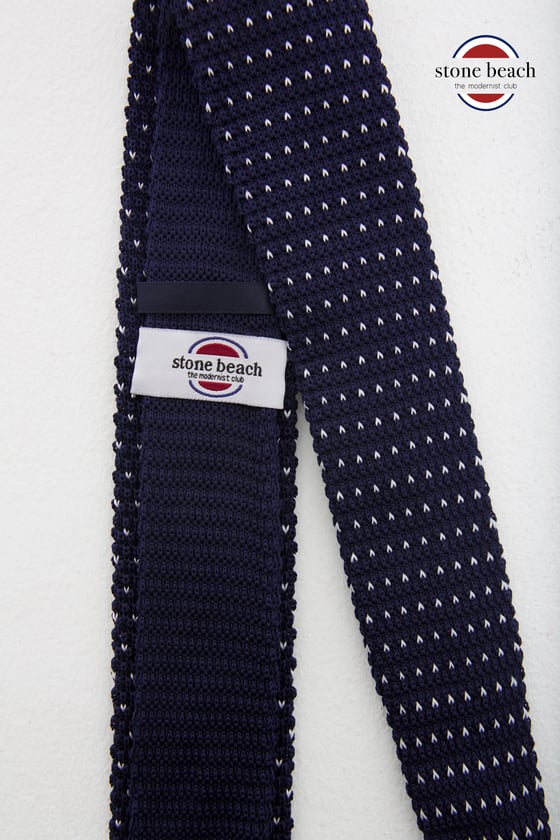 Image of Tie / blue w/ white dot / square end