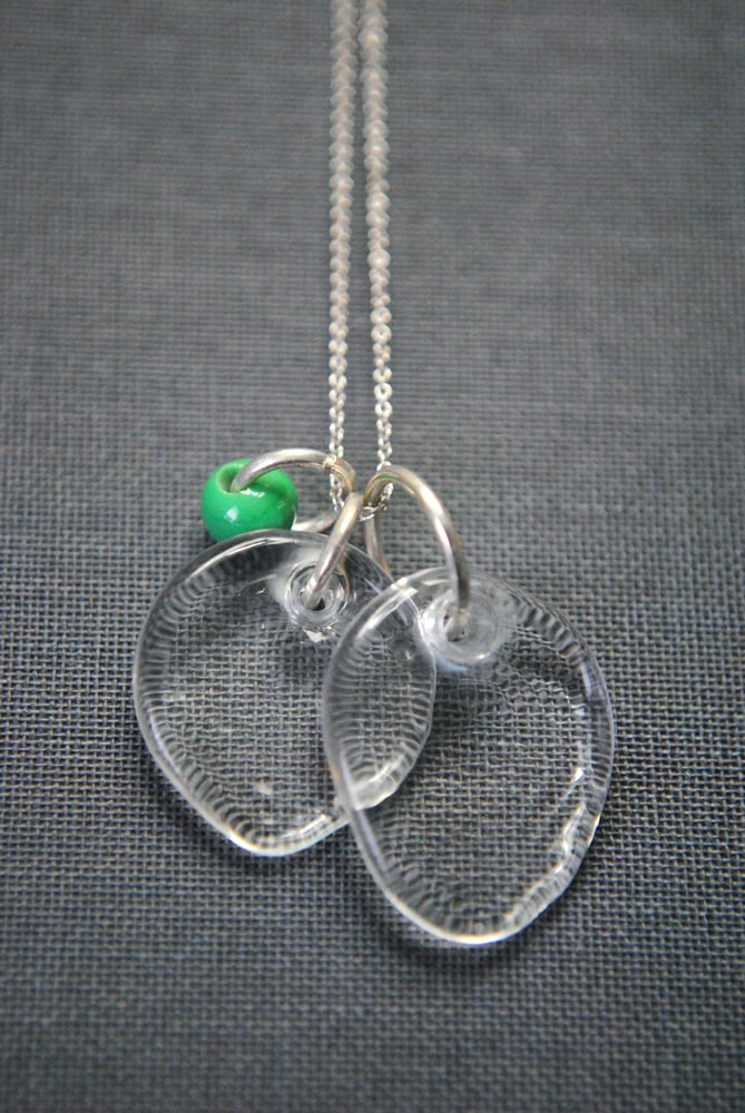 Image of Glass necklace with green
