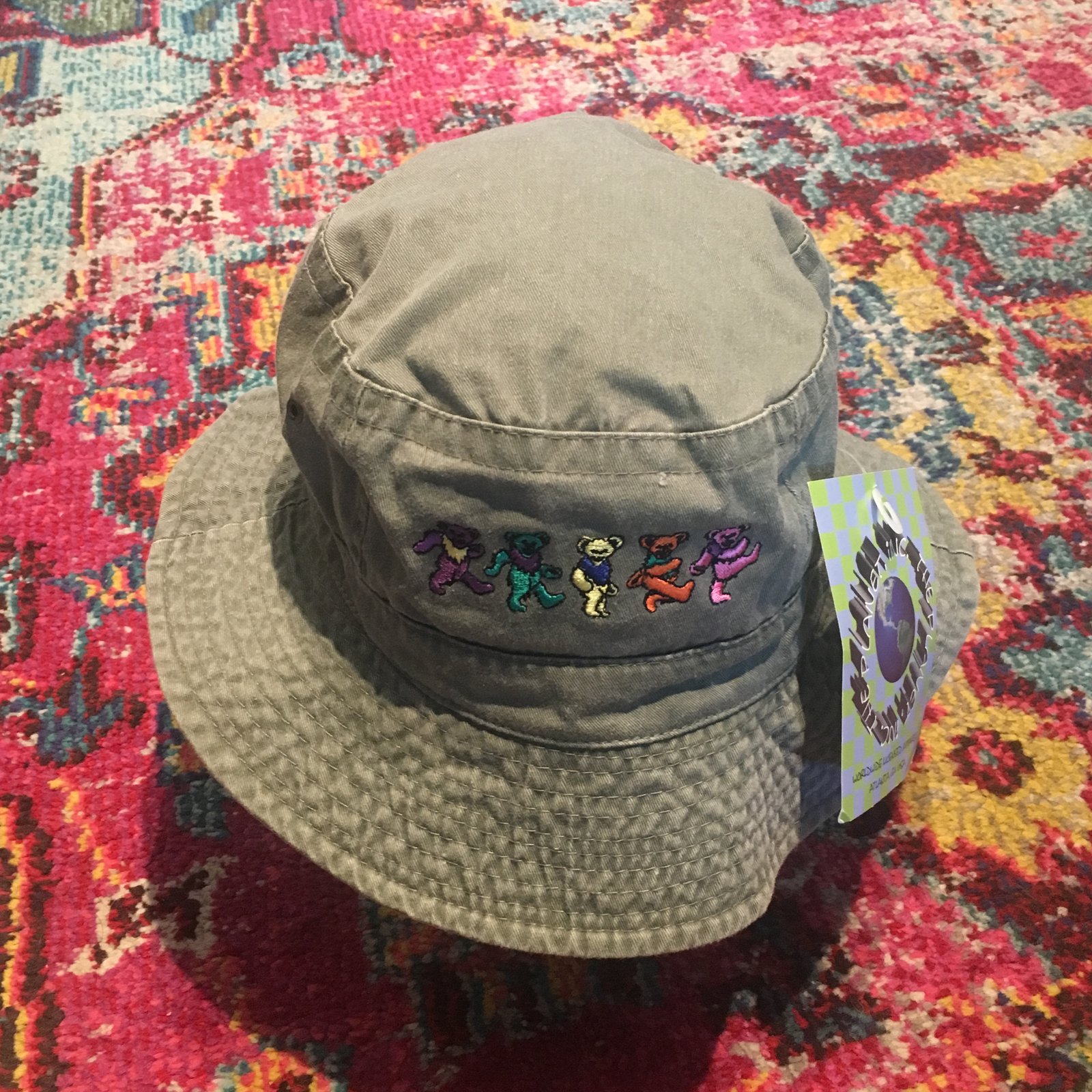 bucket hat 1990s