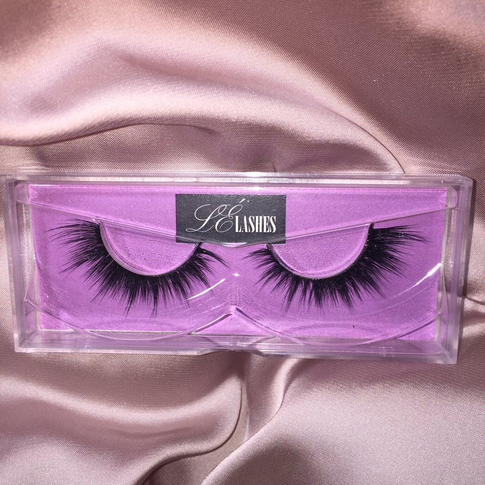 Image of B£LLA Lashes🎀