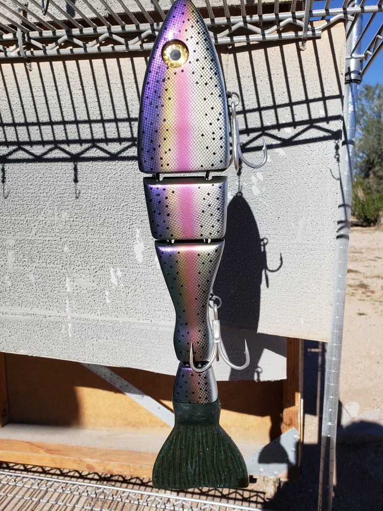 Image of McCOY MONSTER 15-1/2" FLOATING CUT TAIL. SCALED PURPLE