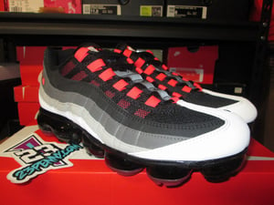 Image of Air Vapormax 95 "Blk/Hot Red"