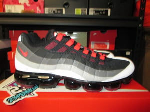 Image of Air Vapormax 95 "Blk/Hot Red"