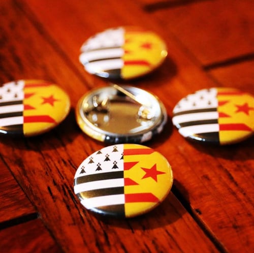 Image of Badges 25 mm
