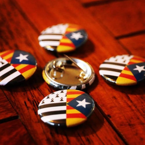 Image of Badges 25 mm