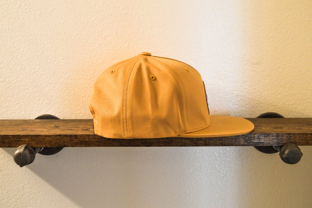 The "Hunter" 5-panel Snapback (Golden Biscuit)