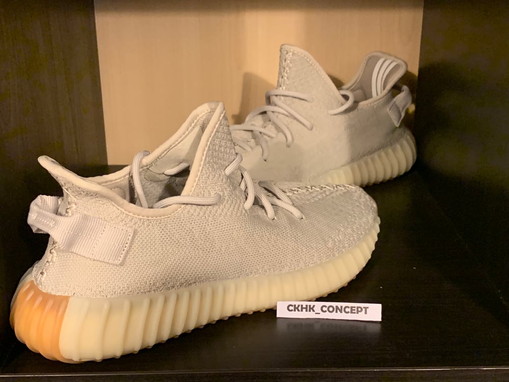 Image of YEEZY BOOST 350 V2 -SESAME