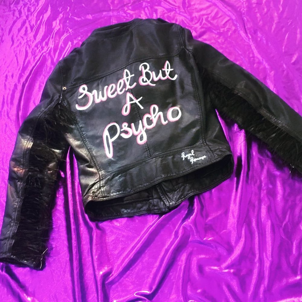 SWEET BUT PSYCHO” VINTAGE LEATHER OSTRICH FEATHER JACKET R