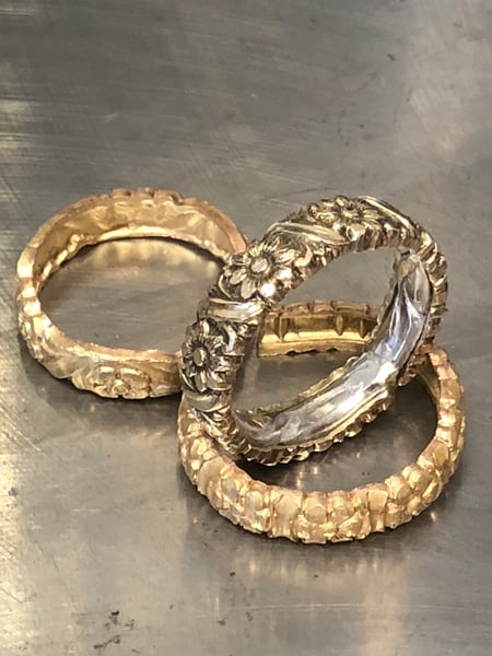 Image of 10k Gold Patterned Ring