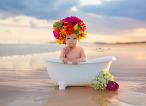 Image of Beach tub mini session 2020