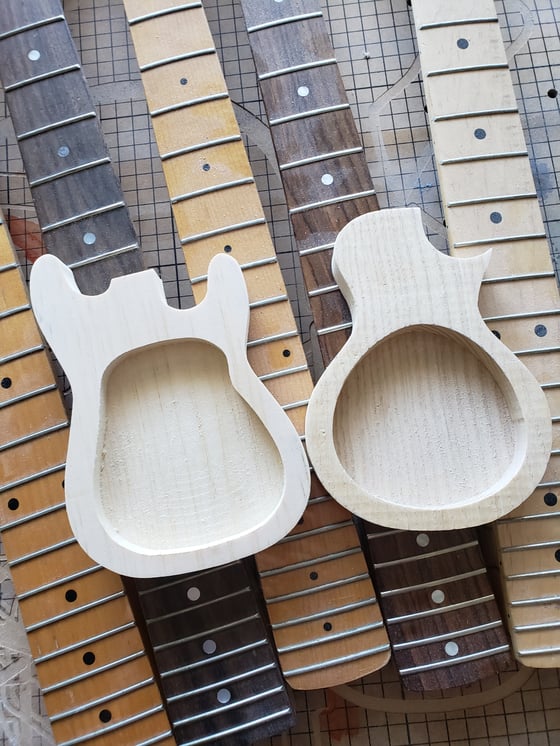 Image of Guitar pick tray