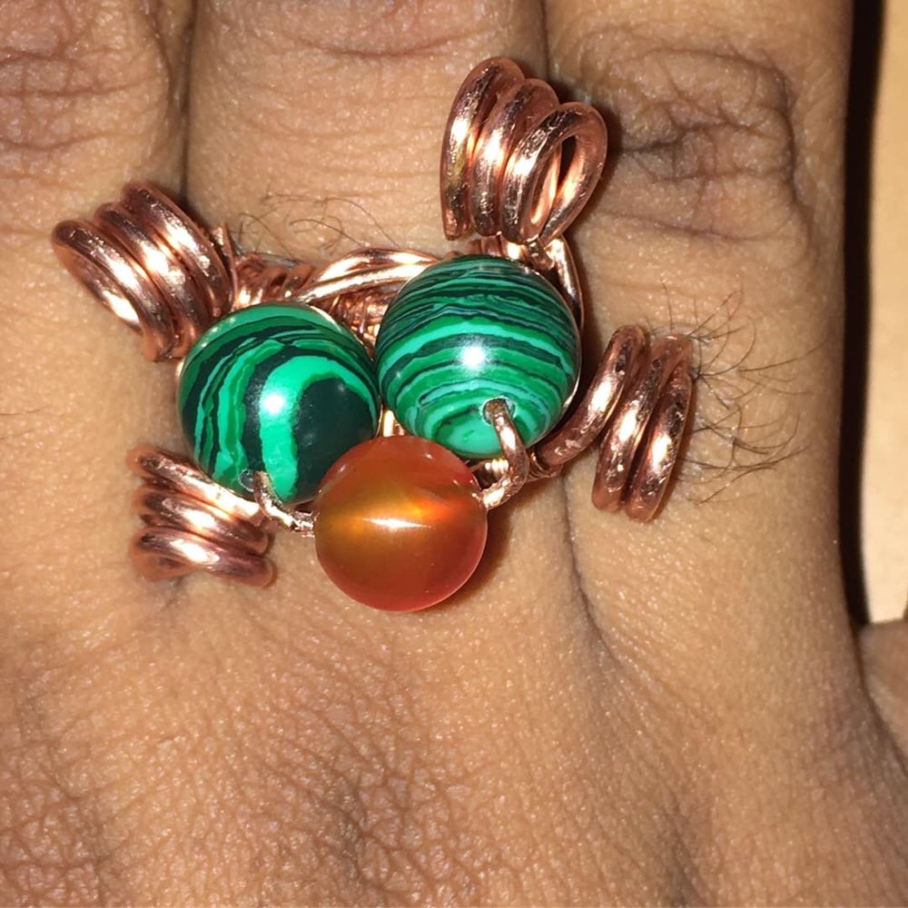 Image of Malachite and Carnelian copper wire ring