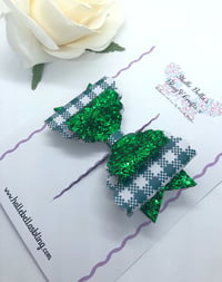 Image 2 of Gingham & glitter school bow