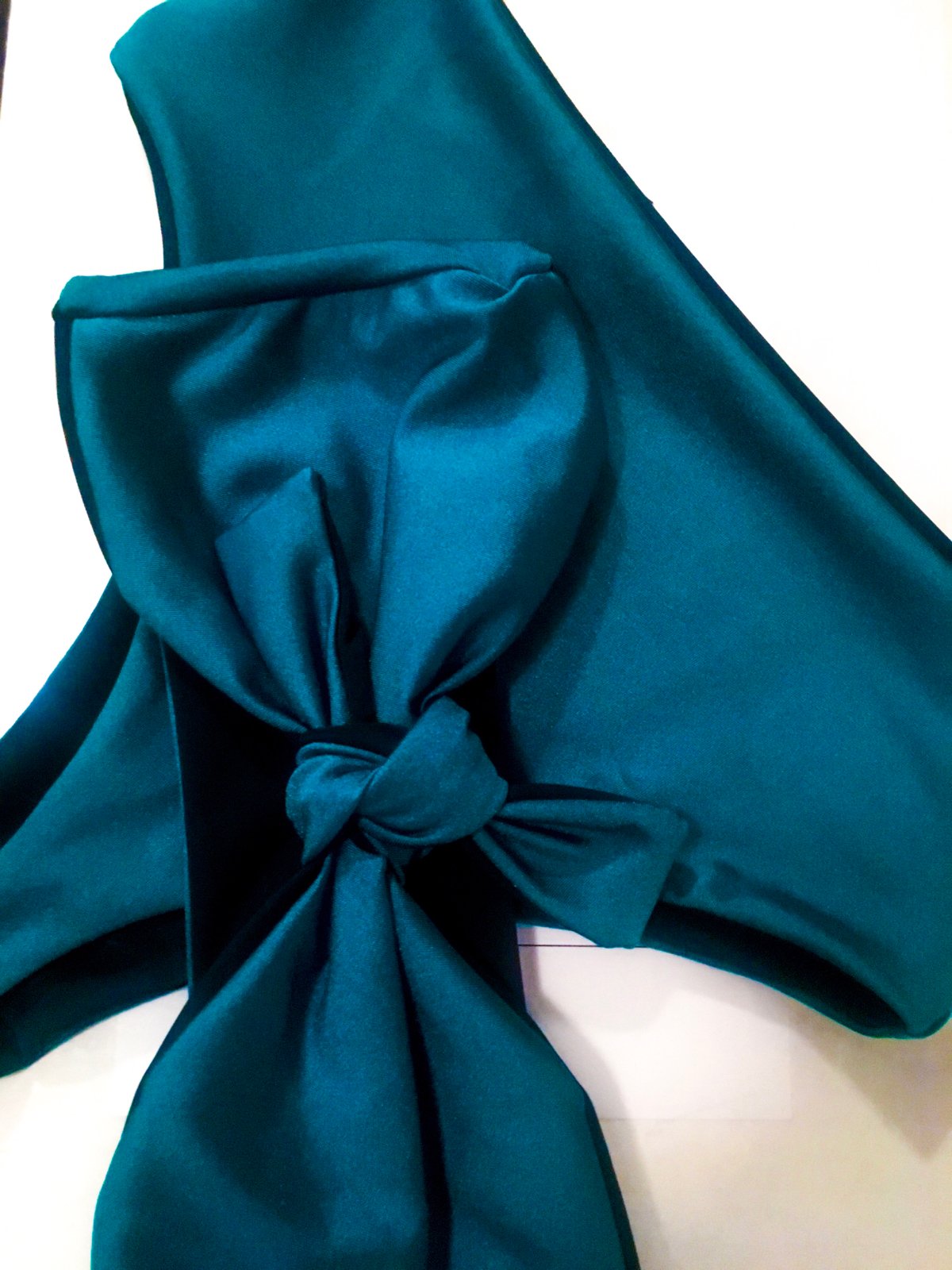 Image of KRIS TIE FRONT TOP: TEAL X BLACK