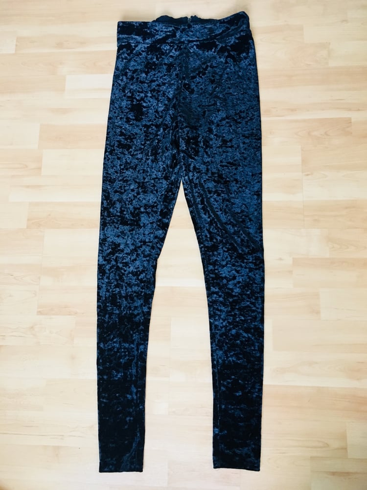 Image of Jaguar Velvet Leggings