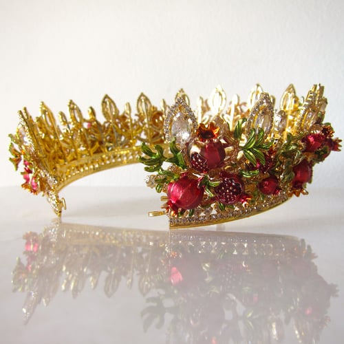Image of Pomegranate Abundance crown