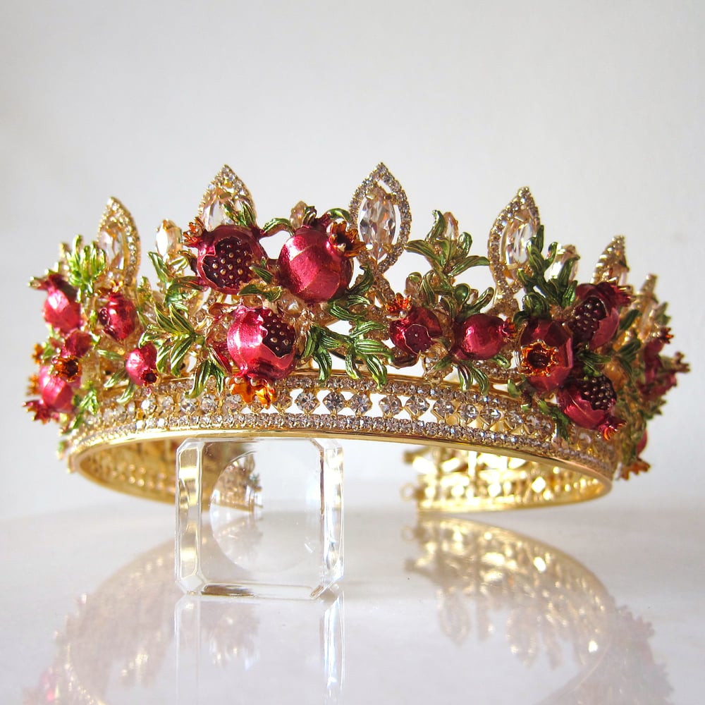 Image of Pomegranate Abundance crown