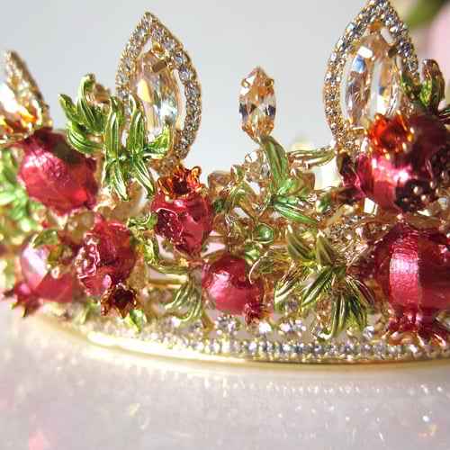 Image of Pomegranate Abundance crown