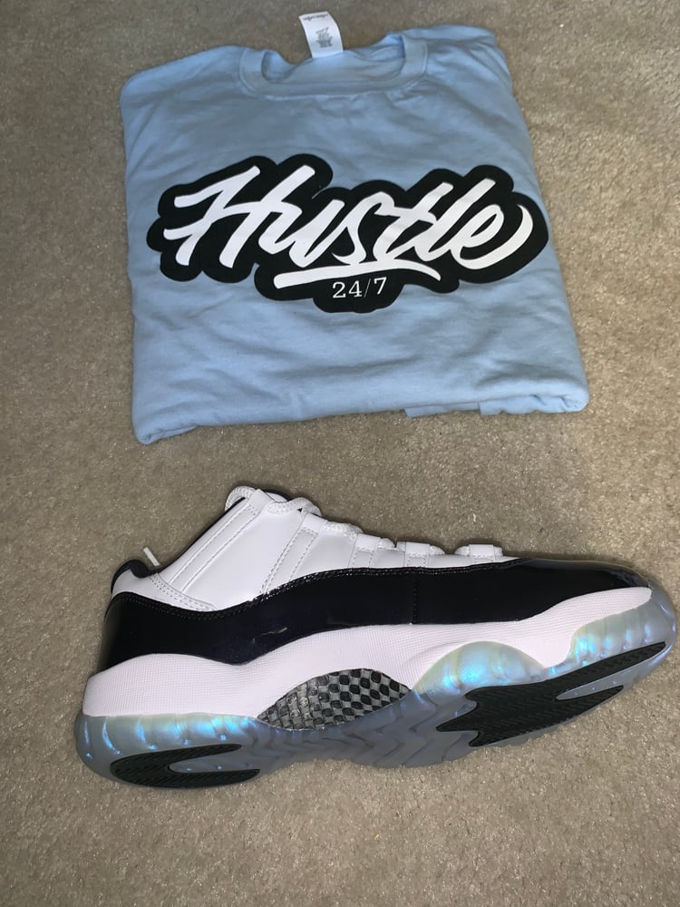 Image of Hustle tee 