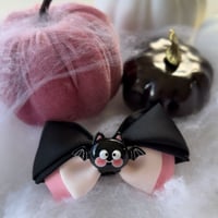 Image 2 of OMBRE BAT BOW