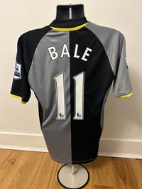 Image 3 of Tottenham Hotspur “BALE 11” 2012/13 Third Shirt + PL patches (M)