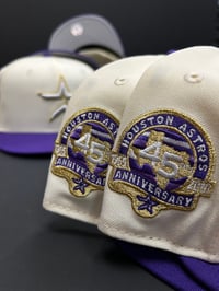 Image 3 of New Era 59Fifty Forever Mamba