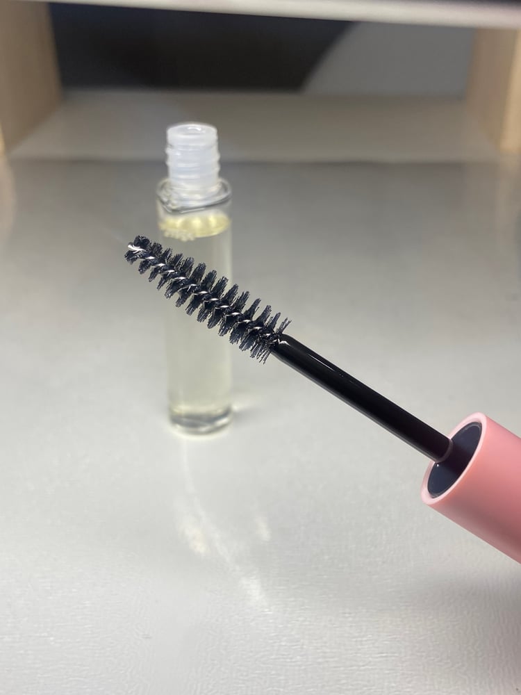 Image of Lash and brow growth serum