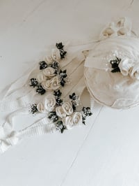 Image 7 of ivy & pearl