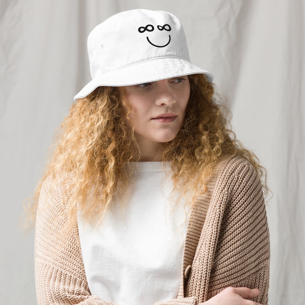 Smiley Face Bucket Hat (embroidered)